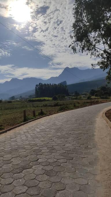 Agradavel Casa De Campo, Recem Construida. Pedra Menina Kültér fotó